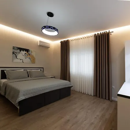 Royal וילה טיראנה