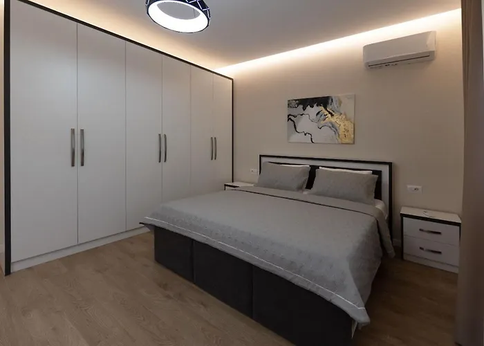 Royal 别墅 地拉那