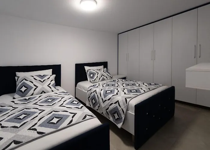 别墅 Royal 地拉那